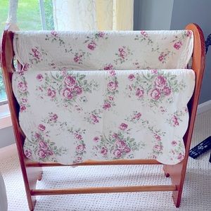 Vintage floral bed pillow shams